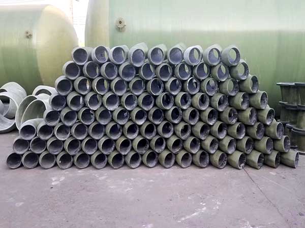 玻璃鋼噴淋塔外循環(huán)管 玻璃鋼噴淋塔外循環(huán)管